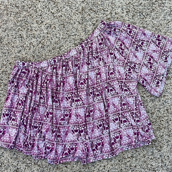 2/$30Free People Boho Top- one shoulder- sleeveless- pink and purple print - Picture 6 of 10